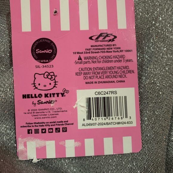 Hello Kitty White and Pink Cosmetic Bag - Picture 8 of 8